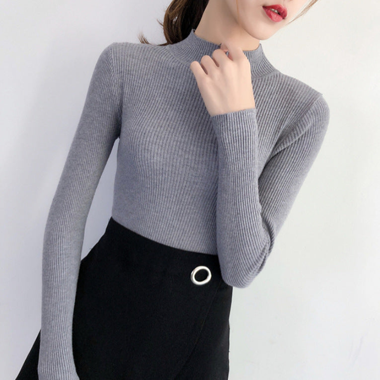 Pull côtelé col montant – Élégance minimaliste